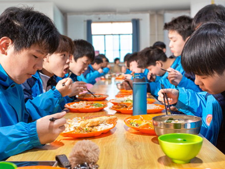 乾县学生用餐